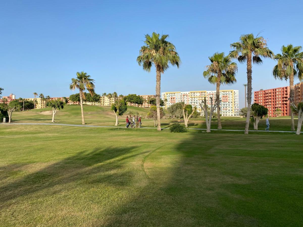 Porto Golf Marina Aqua Park & Beach Access By Best Of Bedz El Alamein Exterior photo